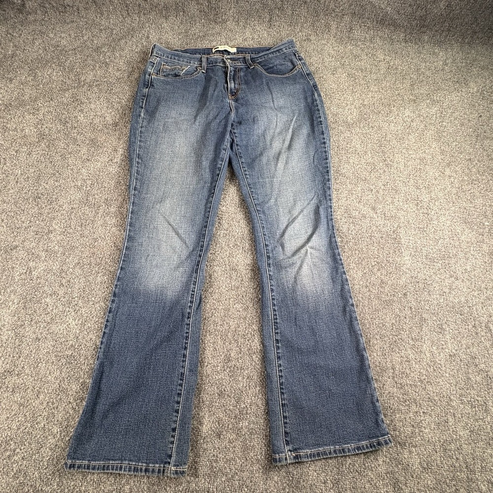 VTG Y2K Levi's 515 Bootcut Jeans Women 8M 32x31 Retro Classic Western Streetwear